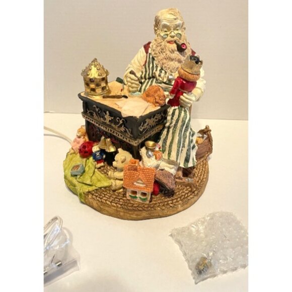 Light-Up Musical Resin Santa at Workbench – 9.5" Vintage Christmas Decor - Picture 2 of 8